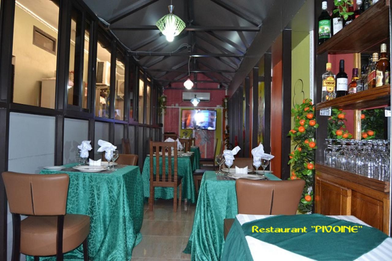 Green Lodge Киншаса Екстериор снимка